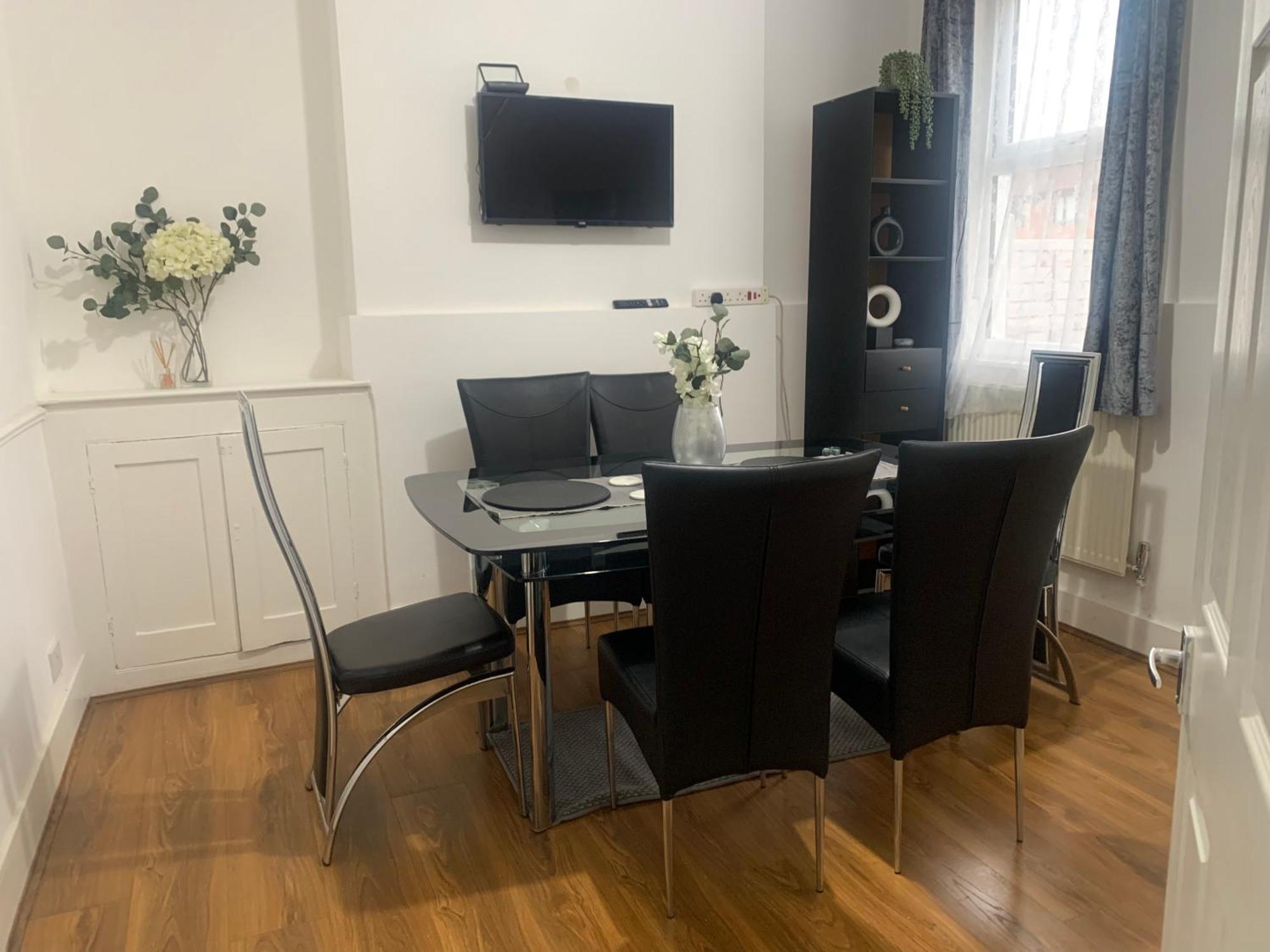 Villa L A Place Croydon, London à Norwood Extérieur photo
